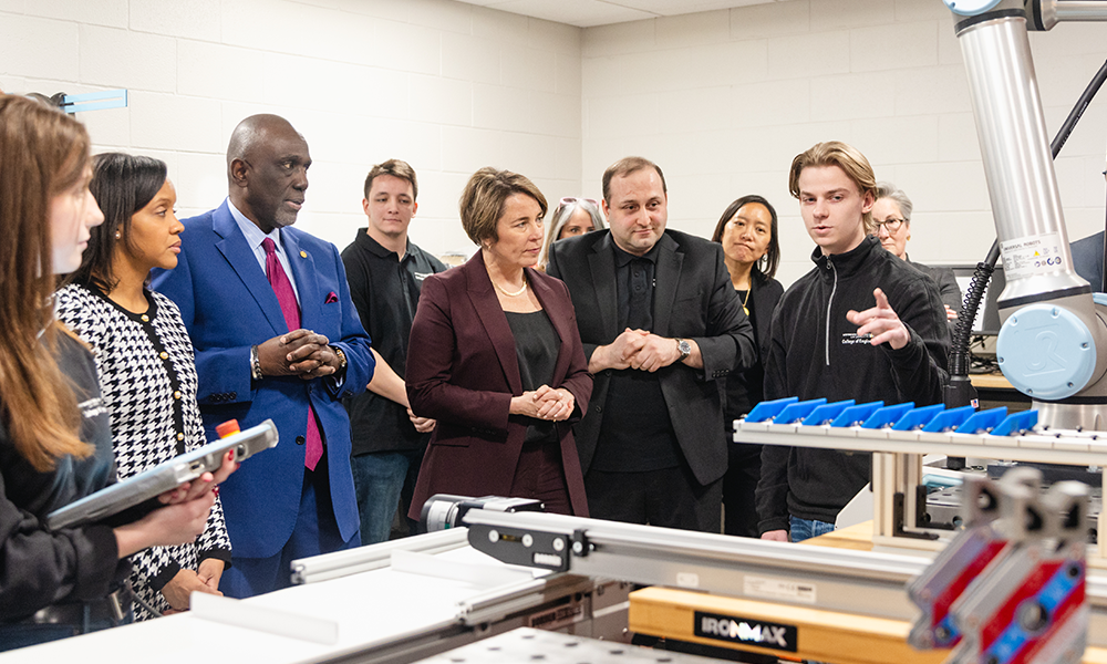 Governor Maura Healey visit the Engineering lab while students explain the equipment and process.